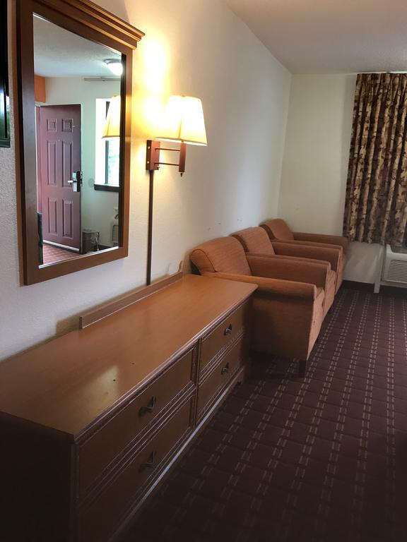 Royal Regency Inn Rock Hill Zewnętrze zdjęcie